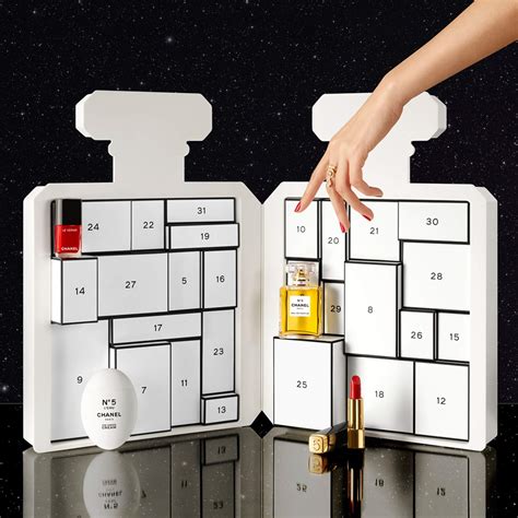 chanel advent calendar whats inside|chanel advent calendar 2021 contents.